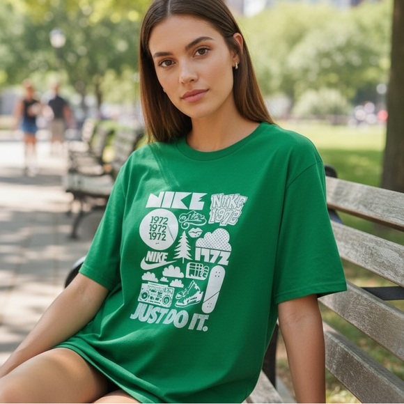Nike 1972 Retro Style Vintage Images Just Do It T-Shirt Size XXL Unisex EUC - Picture 3 of 8